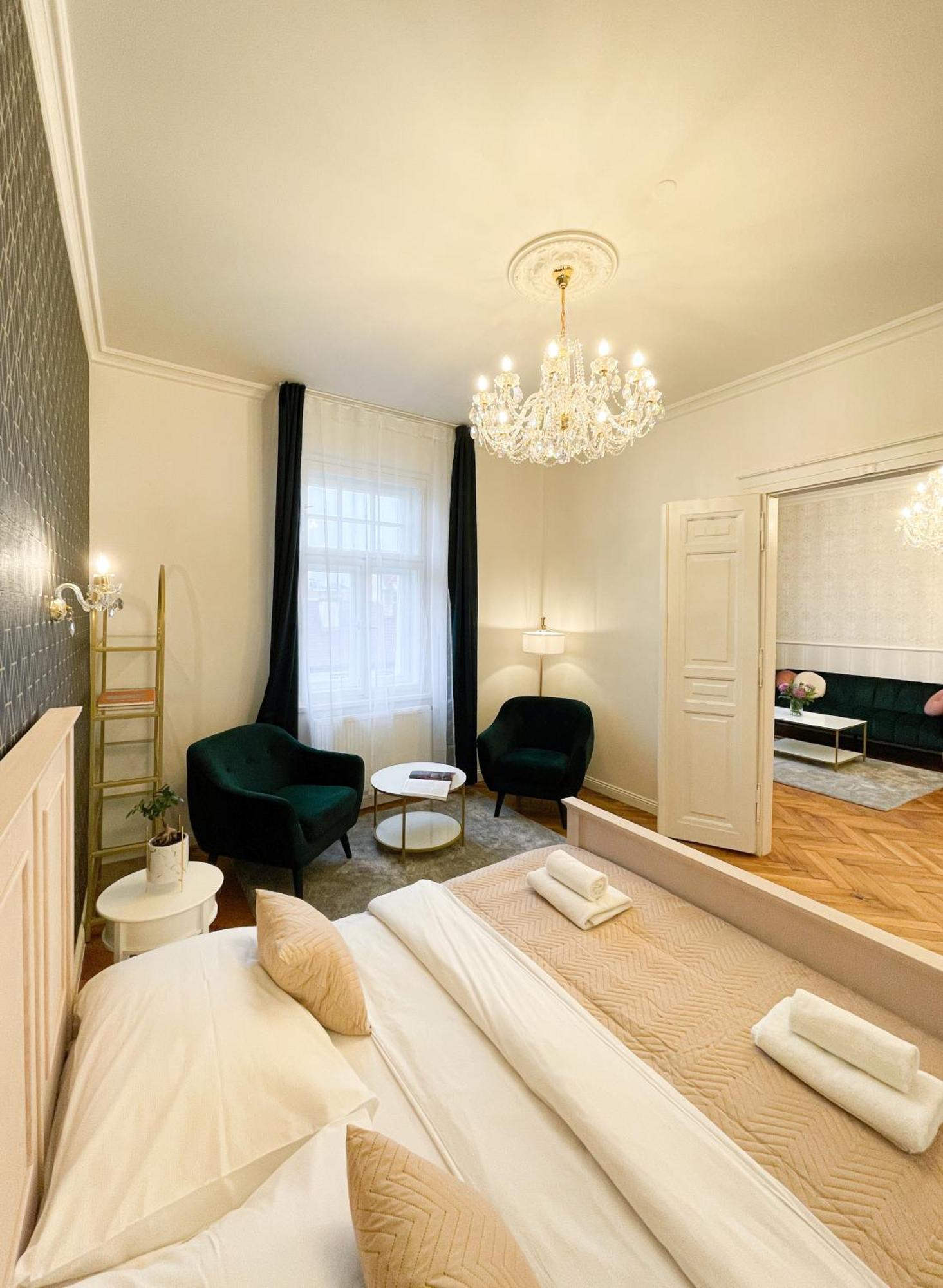 Stupartska - Premium Old Town Residence Прага Екстериор снимка