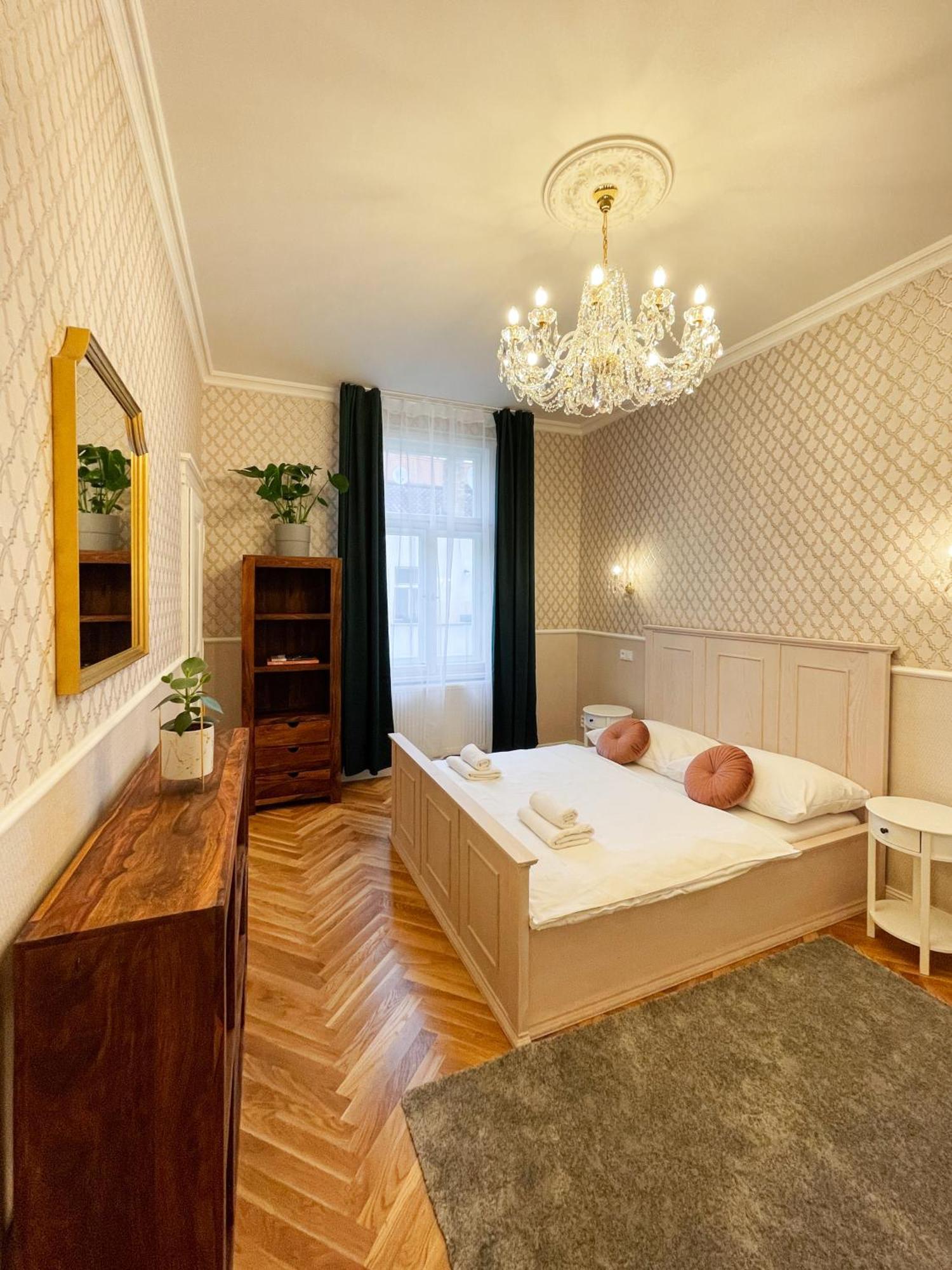 Stupartska - Premium Old Town Residence Прага Екстериор снимка